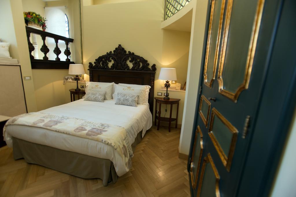 Royal Trinità Dei Monti Hotel 4*