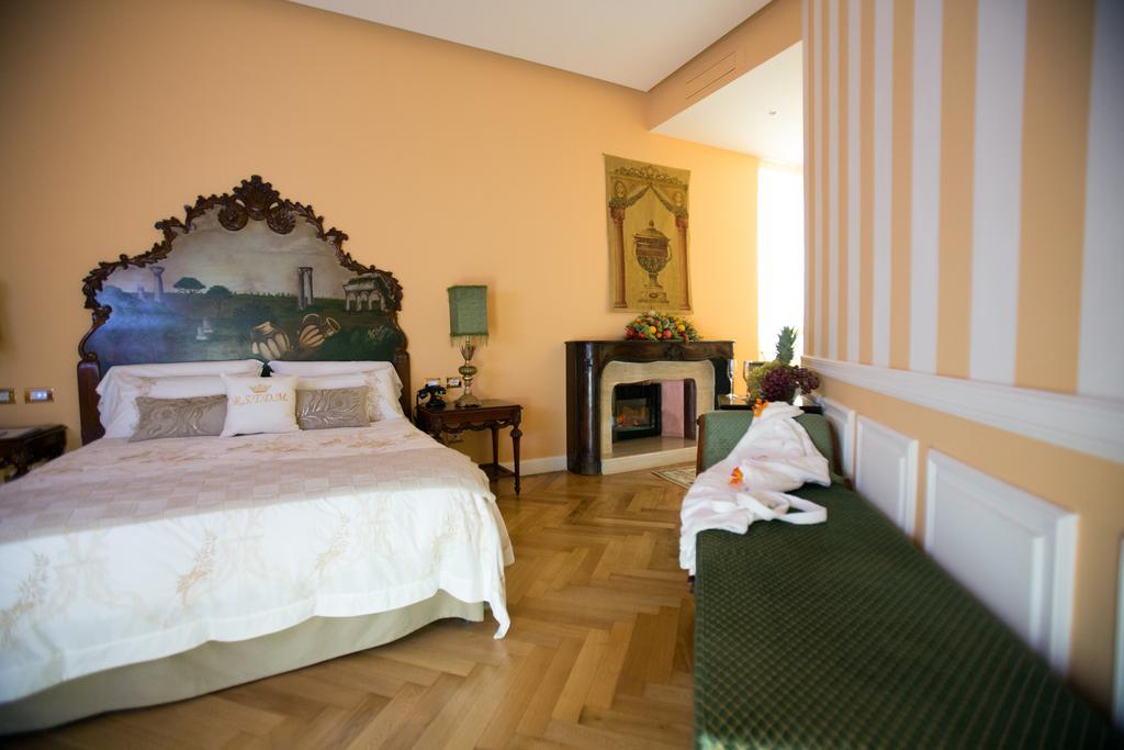 Royal Trinità Dei Monti Hotel