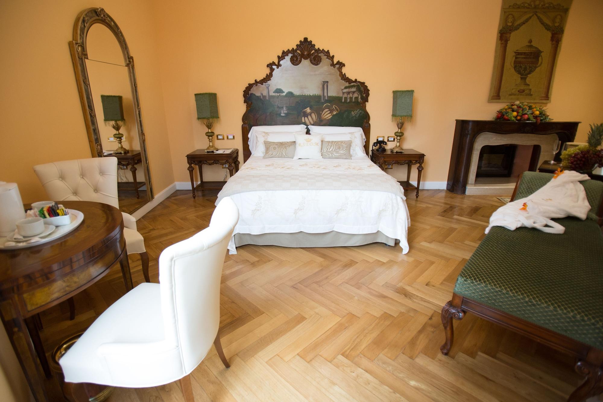 Royal Trinita Dei Monti 4*