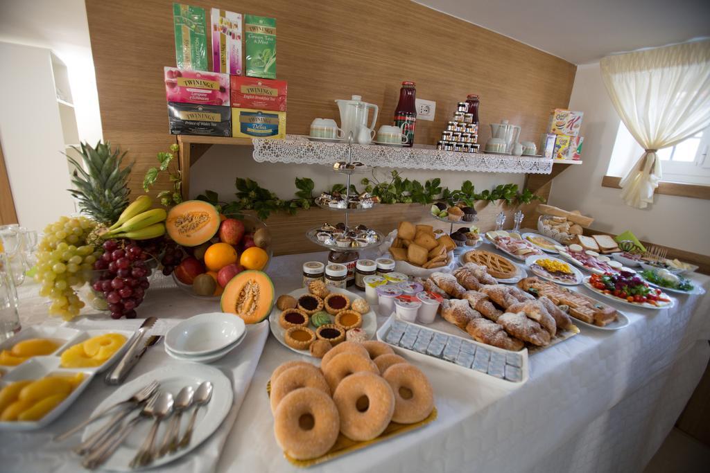 Hotel Royal Trinita Dei Monti 4*